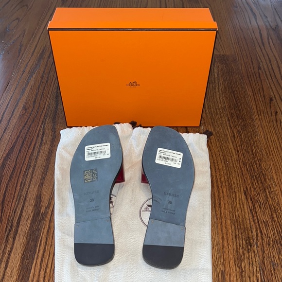 HERMES Calfskin View Sandals - Full Set 🧡 - Picture 4 of 7